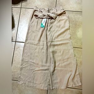 Crop pants wide lag.